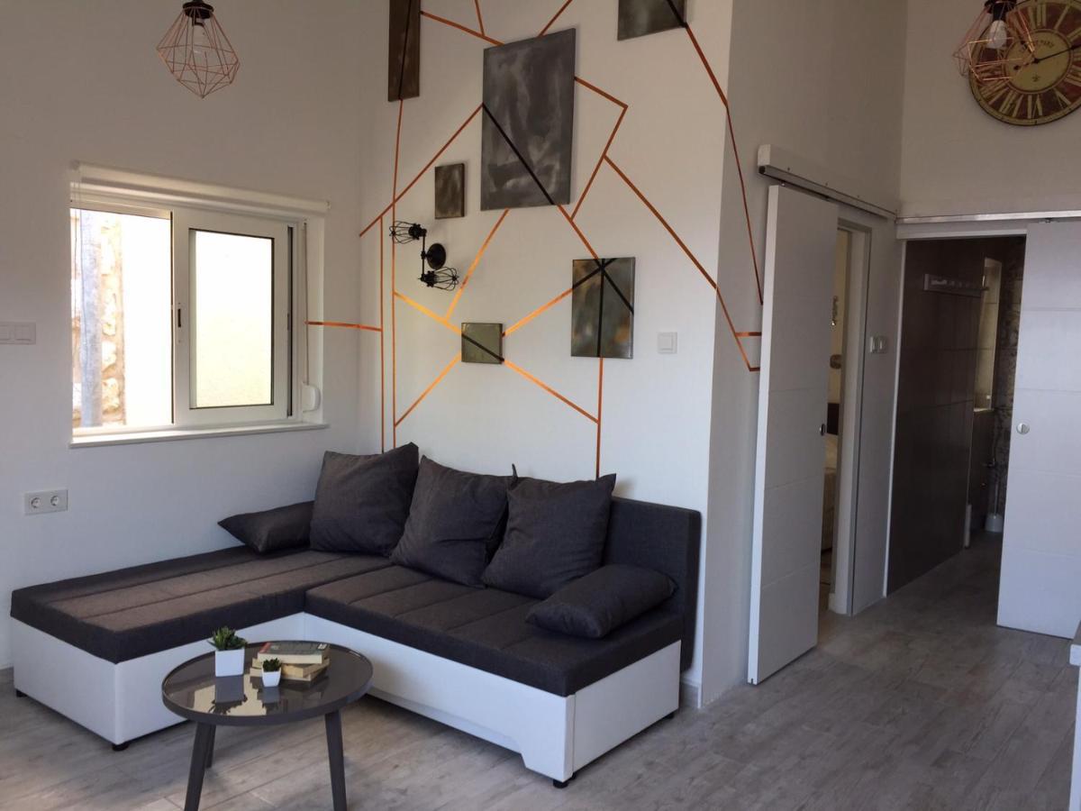 Apartments Novum Novi Vinodolski Eksteriør billede